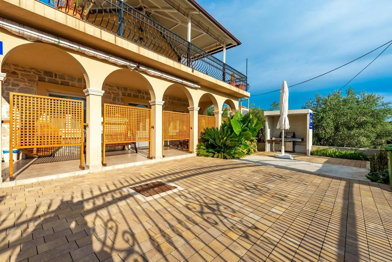 Holiday Home Vila Rosales أوغليان 0*,  كرواتيا