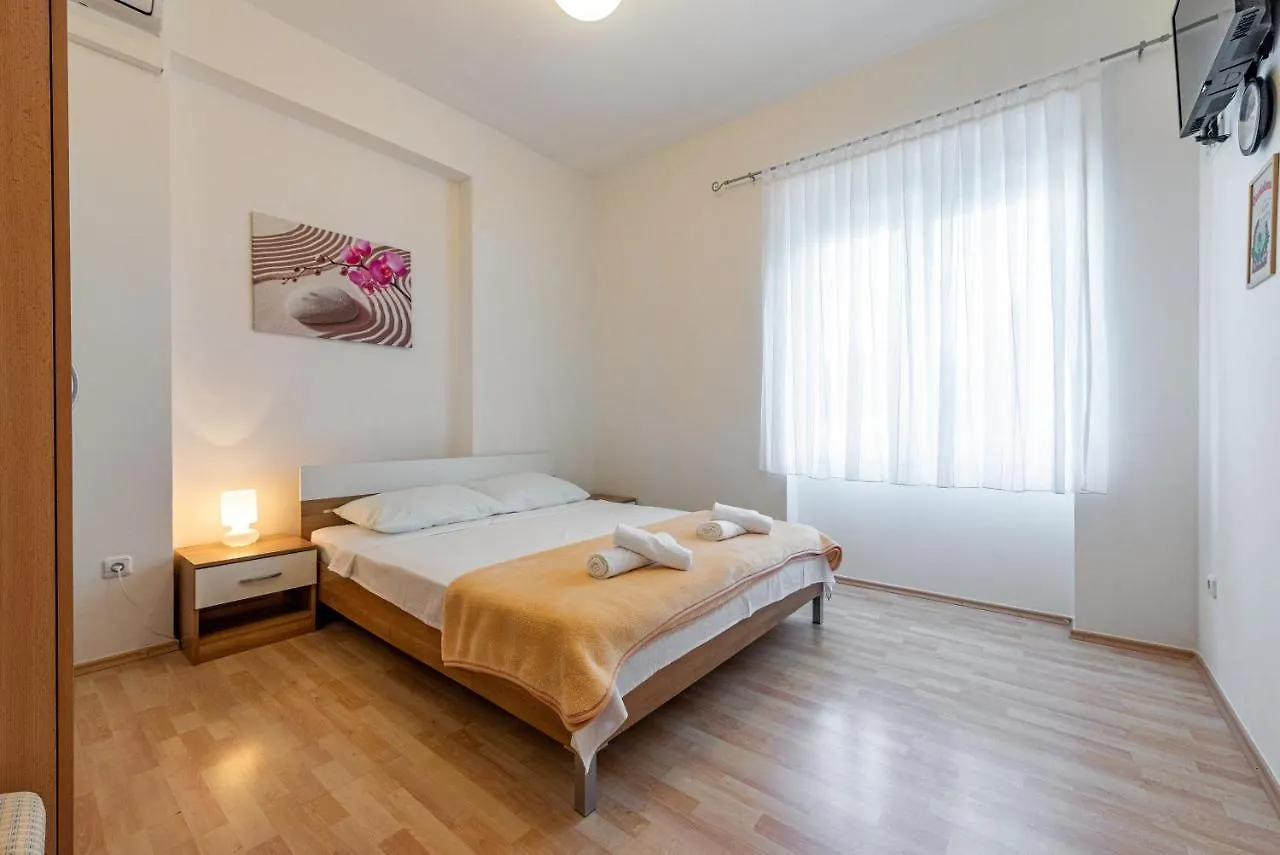 Holiday Home Vila Rosales أوغليان كرواتيا
